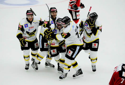 Broc Little, Västerås gjorde 1-3. Jubel