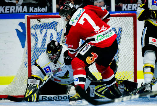Ivan Ciernik, Malmö och Lars Johansson, målvakt,