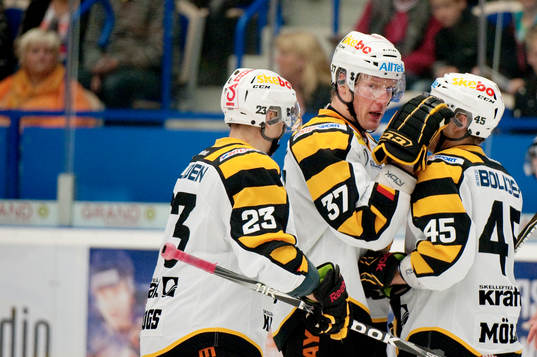 Tomas Skogs, Lee Goren, Oscar Möller, Skellefteå, jubel