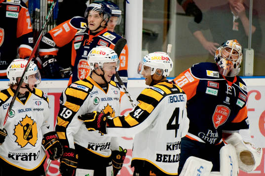 Johan Forsberg, Pierre-Edouard Bellemare, Skellefteå, jubel
