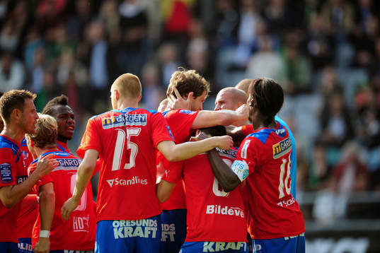 Indirekt frispark till Helsingborg vilken Erlend Hanstveit