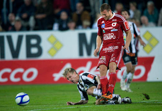 Thomas Raun, Landskrona tacklar Peter Samuelsson, Degerfors