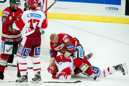Mikael Johansson, Frölunda, och Simon Önerud, Timrå,