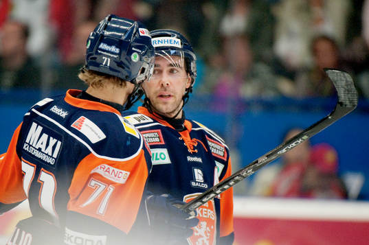 Tommi Kallio, Brad Moran