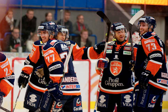 Nils Andersson, Tommi Kallio, Mike Iggulden, Växjö, jubel