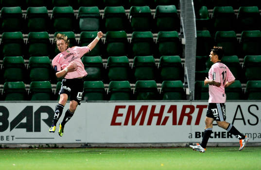 Emil Forsberg. Sundsvall, jublar