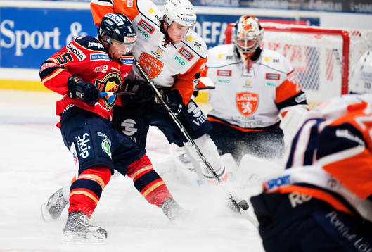Mattias Carlsson, Djurgården, oroar framför mål
