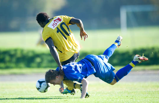 Bläddra bland fler bilder av Fotboll, division 3, IFK Hässleholm - Eskilsminne