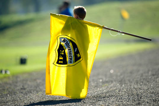 Pojke, flagga, klubbmärke, knatte