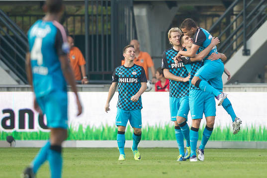 Jubel i PSV, Zakaria Labyad, Ola Toivonen, Kevin Strootman,