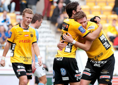 David Elm, Elfsborg, gör 2-0, jubel, glädje, kram