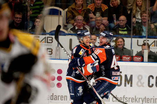 Tommi Kallio, Dennis Rasmussen, Växjö, jubel, 3-1