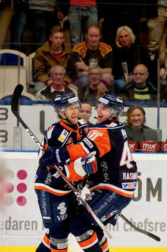 Tommi Kallio, Dennis Rasmussen, Växjö, jubel, 3-1