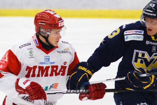 Simon Önerud, Timrå vid sidan av Oscar Sundh, HV71
