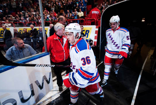 Mats Zuccarello och Tim Erixon, New York Rangers, gör