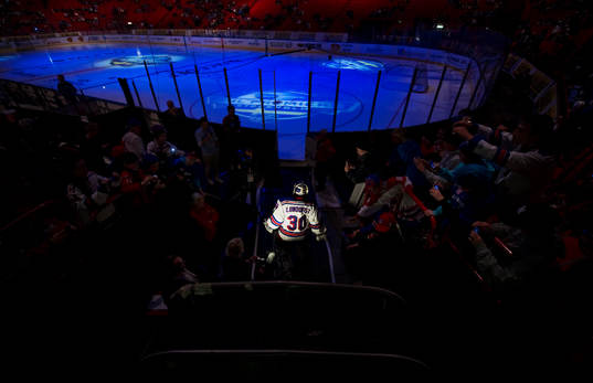 Henrik Lundqvist, målvakt, New York Rangers, gör entré