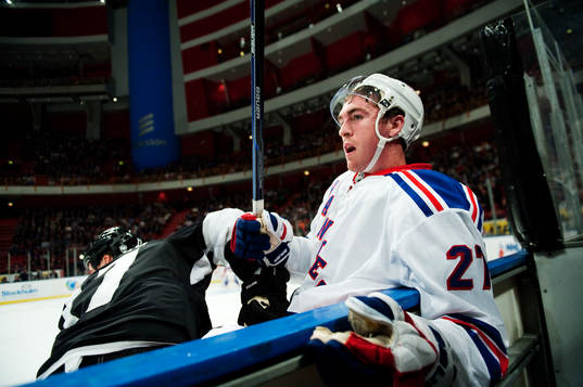 Ethan Moreau, Los Angeles Kings, tacklar Ryan McDonagh, New