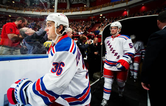 Mats Zuccarello och Tim Erixon, gör entré