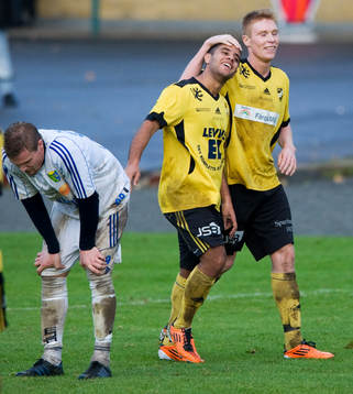 3-1, Joel Svensson, grattas av Islam Mirée, Hässleholm