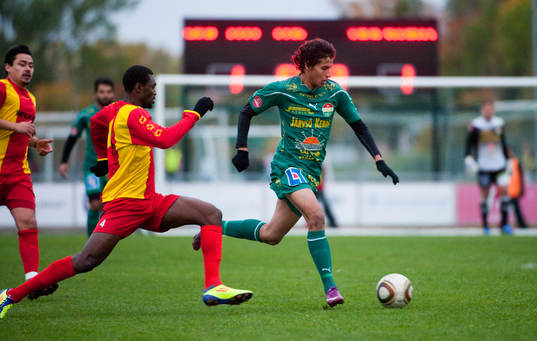 Ahmed Awad, Dalkurd driver boll