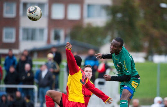 Robert Mambo Mumba, Dalkurd, nick