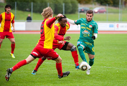 Marwan Michel Gargouri, Dalkurd slåss om bollen