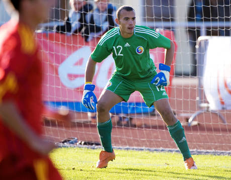George Serban, målvakt