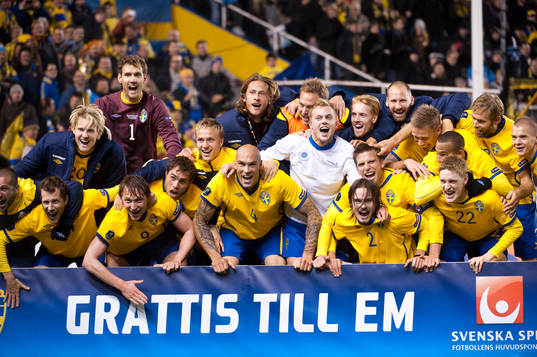 Sverige jublar över sin EM plats. Jubel, glädje