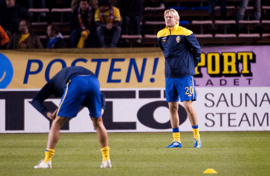 Ola Toivonen. Uppvärmning