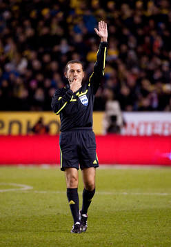 Cûneyt Cakir, domare