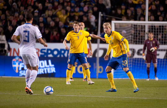 Jeffrey Bruma, Holland och Ola Toivonen, Sverige