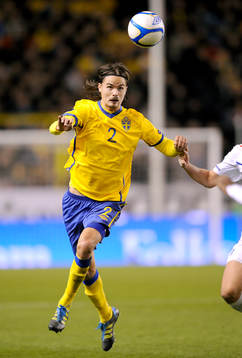 Mikael Lustig, Sverige