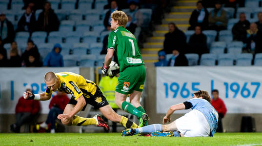 Bläddra bland fler bilder av Fotboll, allsvenskan, Malmö FF-Häcken