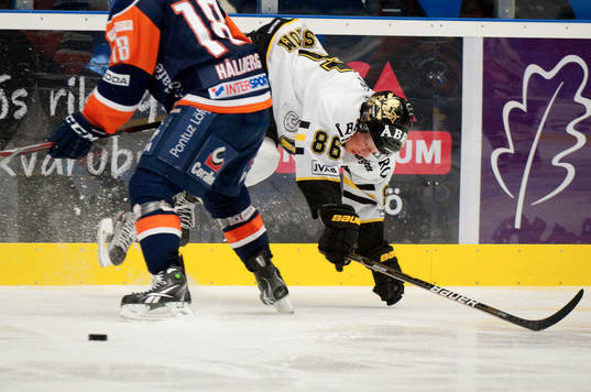 Oscar Ahlström, AIK