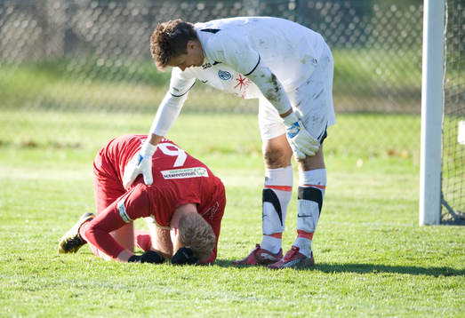 Bläddra bland fler bilder av Fotboll, kval till div.2, IFK Hässleholm - Nike