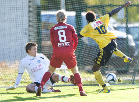 2-1 Dauda Kanu, Hässleholm