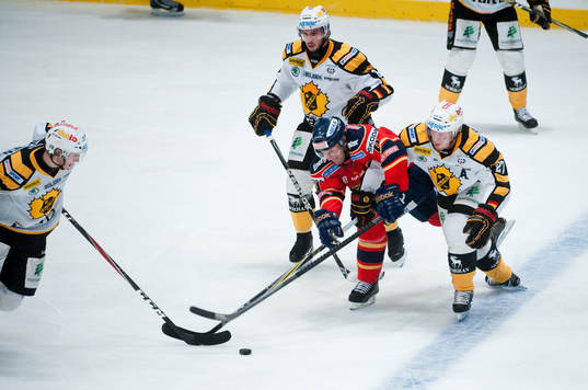 Marcus Nilsson, Djurgården trycks undan