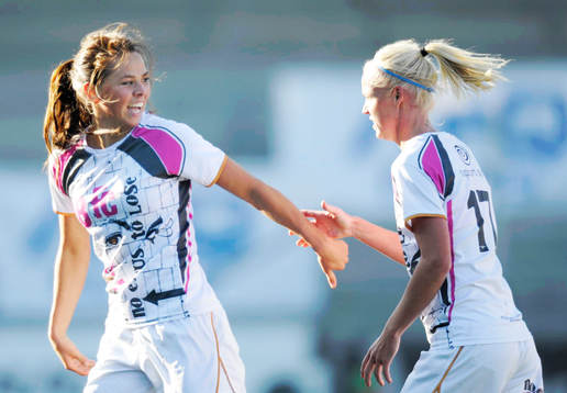 Sara Björk Gunnarsdottir och Caroline Seger, Malmö,