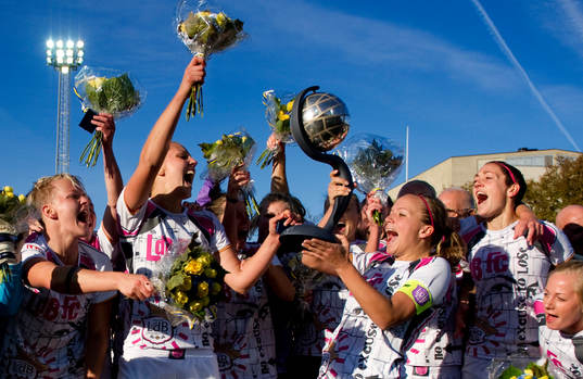 Nilla Fischer, Emma Wilhelmsson, Malin Levenstad, Therese