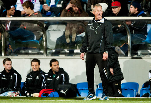 Jan Andersson, tränare Norrköping ryter i, skriker