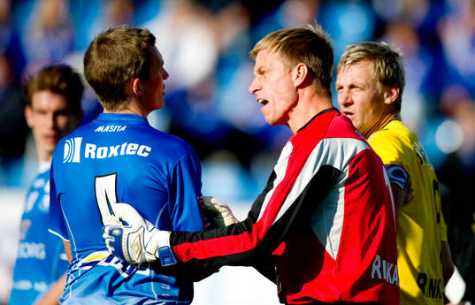 Peter Abelsson, Trelleborg får skäll av Mattias Asper,
