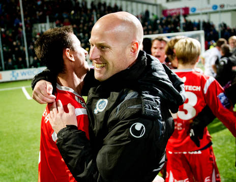 Andreas Thomsson, tränare, Åtvidaberg, jubel, klubbben
