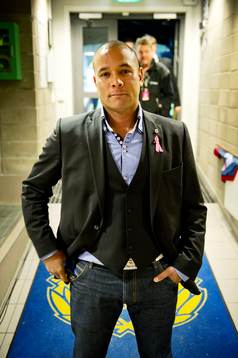 Cain Dotson, sportchef Sundsvall innan match i spelargången