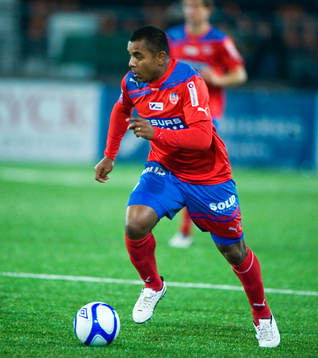 Alvaro Santos
