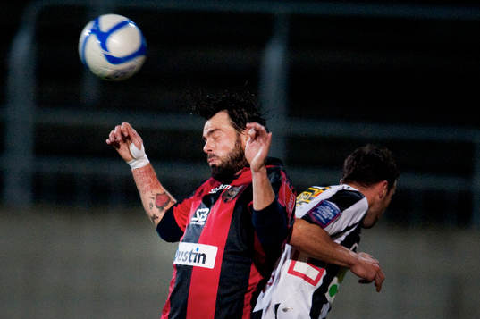 Pablo Pinones Arce, Brommapojkarna