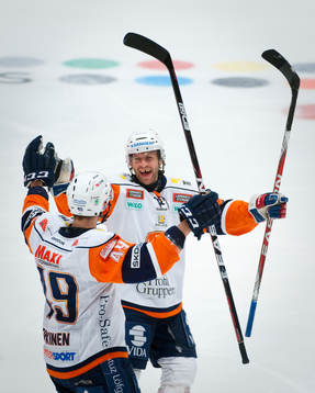 Ikka Heikkinen och Tomi Kallio, Växjö jubel