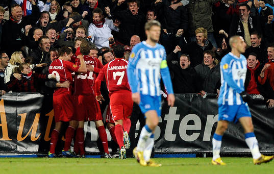 Wout Brama, Twente, har gjort 1-0. Jubel