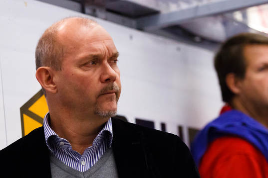 Kent "Kenta" Johansson, tränare, Frölunda, med bekymrad