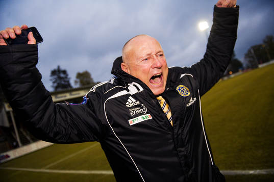 Sören Åkeby, tränare, Sundsvall, jubel. Sundsvall klara
