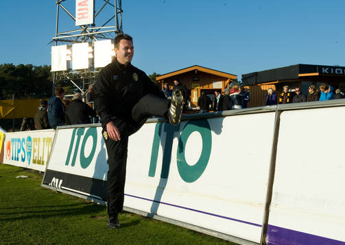 Martin Ingvarsson, domare, sista matchen. Stretch
